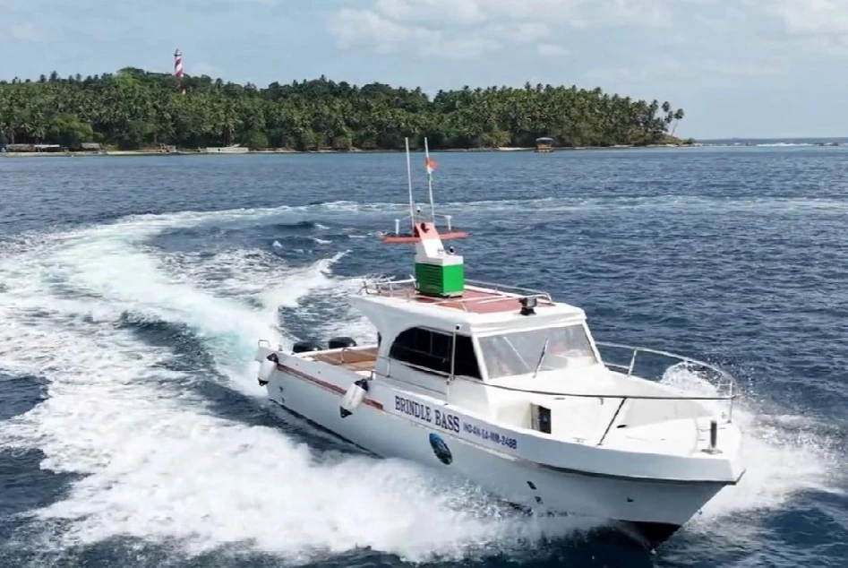 4 Hours - AC Private Charter Boat